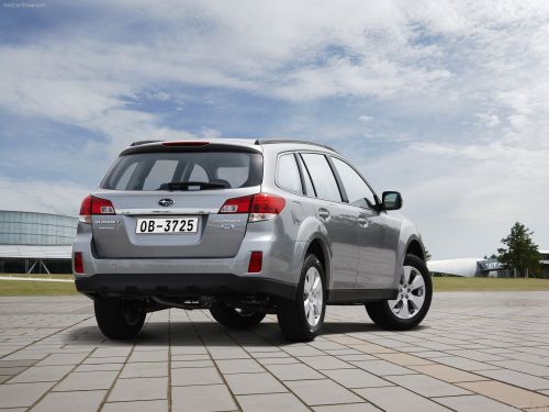 1333696403_Subaru_Outback_dizel_4