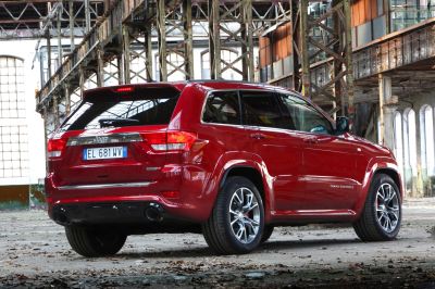 Jeep Grand Cherokee SRT8-2