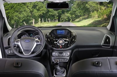 Ford B-MAX_03