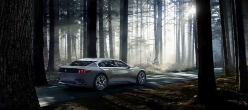 PEUGEOT_EXALT_1408PC005