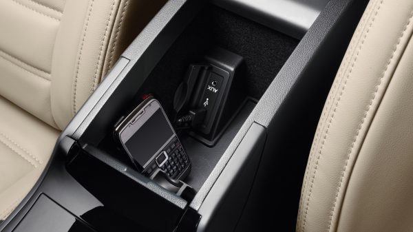 renault-latitude-l43-ph1-features-technologie-006.JPG.ximg.l_6_m.smart