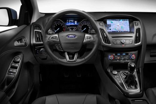 VİDEO-Yeni-2015-Ford-Focus-Fiyatı-Tanıtım-Sürüş-ve-Test-Görüntüleri-İç-Mekan