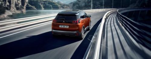 PEUGEOT_3008_(2)