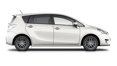 toyota-verso-2016-exterior-tme-010-full_tcm-3043-616653