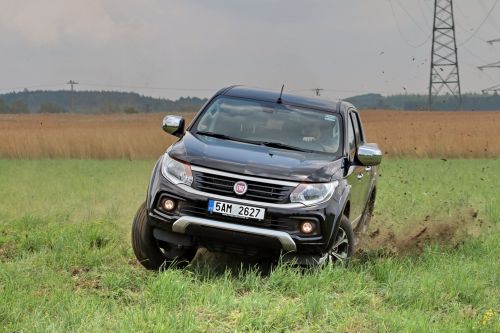 Fiat Fullback-2