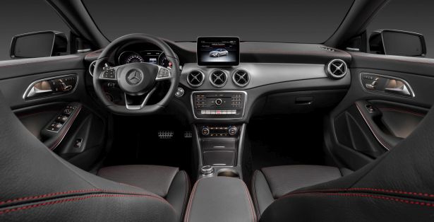 Mercedes-Benz CLA 200 d 4MATIC Coupé (C117) 2016. Jupiterrot, Interieur Leder schwarz. Kraftstoffverbrauch (l/100 km) innerorts/außerorts/kombiniert: 5,5/4,0/4,6 CO2-Emissionen kombiniert: 119 g/km ; Mercedes-Benz CLA 200 d 4MATIC Coupé (C117) 2016. Jupiter red, interior: black leather. Fuel consumption (l/100 km) urban/ex urban/combined: 5.5/4.0/4.6 combined CO2 emissions: 119 g/km;