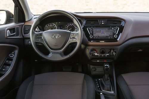 hyundai-yeni-i20-active-carviser2
