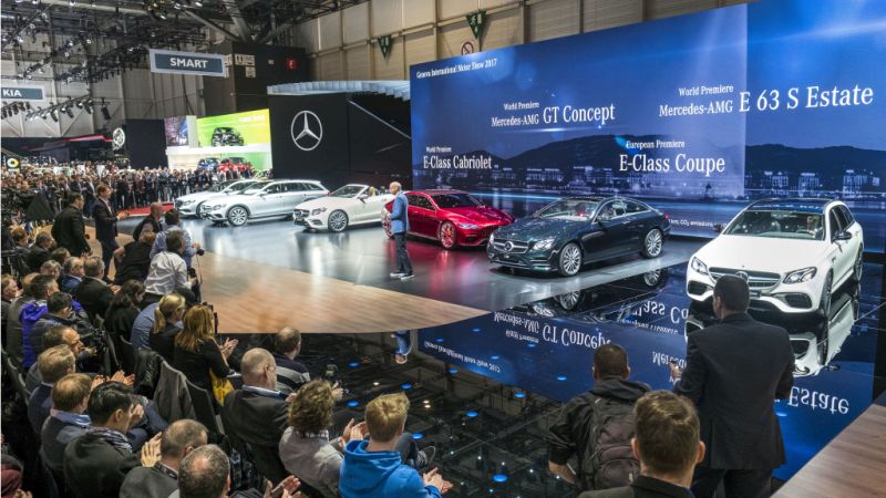 Mercedes-Benz auf dem Internationalen Automobil-Salon Genf 2017: Dr. Dieter Zetsche, Vorstandsvorsitzender der Daimler AG und Leiter Mercedes-Benz Cars, am Mercedes-AMG GT Concept. ; Mercedes-Benz at the 2017 Geneva International Motor Show: Dr. Dieter Zetsche, Chairman of the Board of Management of Daimler AG & Head of Mercedes-Benz Cars, at the Mercedes-AMG GT Concept.;