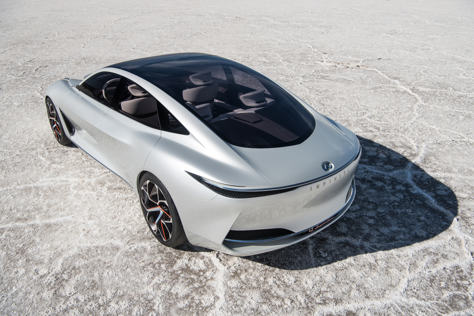 Representing the next step in INFINITI design, the Q Inspiration Concept features clear and concise lines with dynamic and confident proportions. It is the first manifestation of INFINITIs new form language for an era of advanced powertrains.